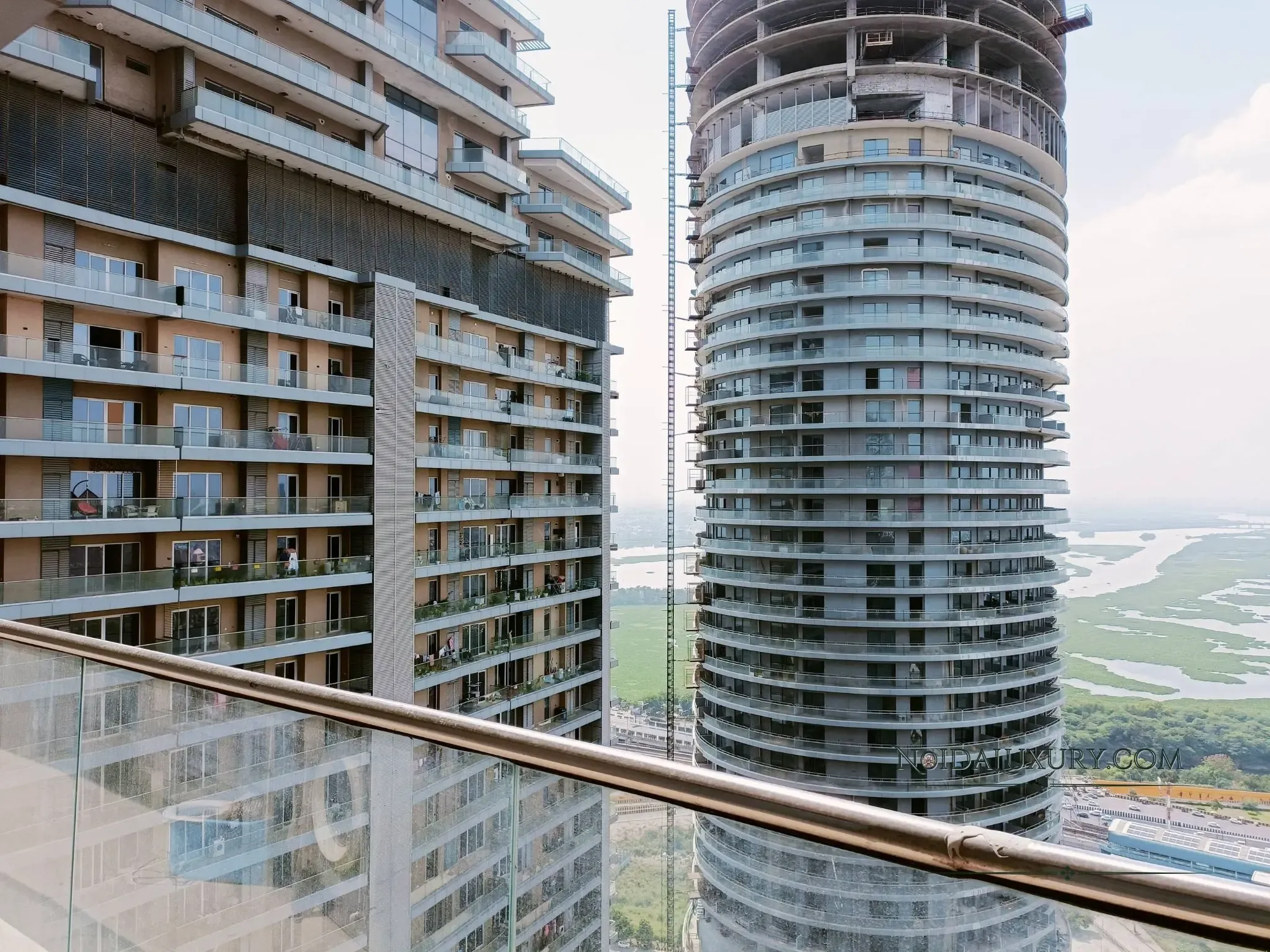 Spacious balcony view from 3 BHK in Supertech Supernova – Noida Expressway skyline